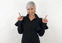 Εσύ, θέλω να με αποκαλείς με το μικρό μου… Ελισσάβετ!