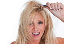 Φτιάχνοντας τα μαλλιά μου, έμεινα «φαλακρή» … και εκεί ξύπνησα!