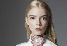 Πώς θα αποκτήσετε ένα ωραίο retro bob χωρίς να κόψετε τα μαλλιά σας; Η Anya Taylor-Joy σας δείχνει τον τρόπο.