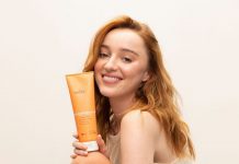 Η Phoebe Dynevor, η πρώτη Global Brand Ambassador του brand weDo/ Professional